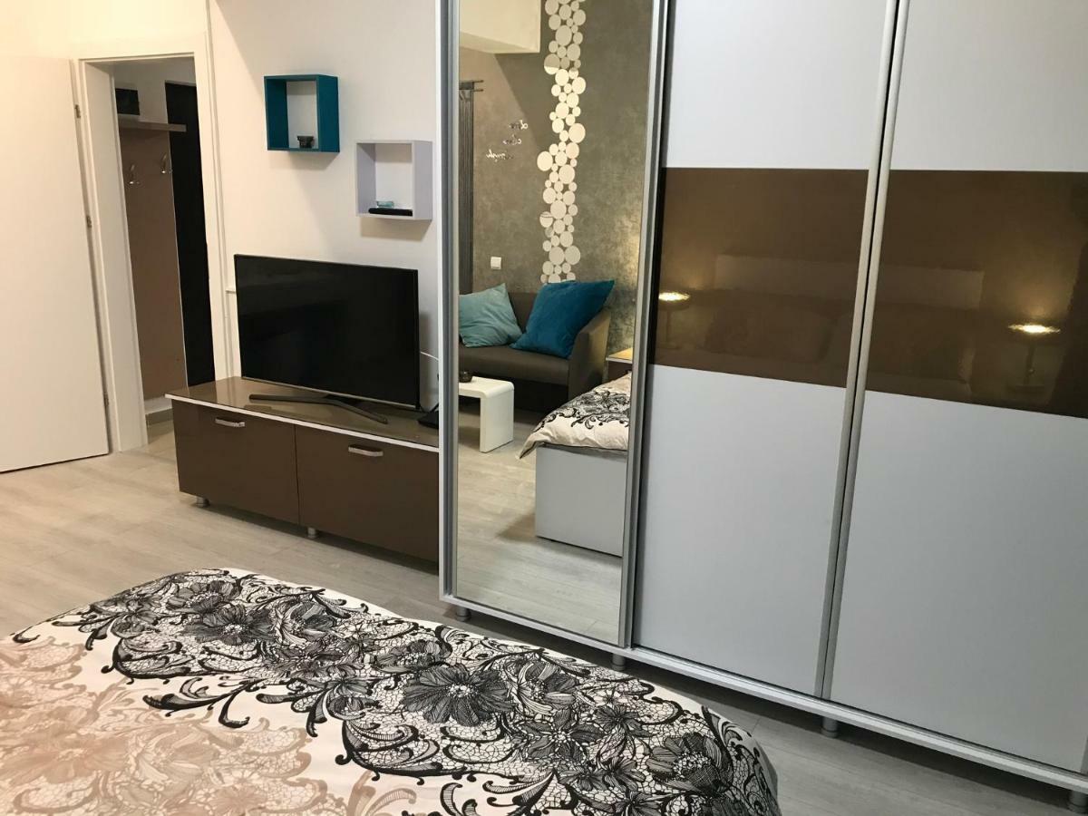 Апартаменты Luxury Flat 9 Near Metro Бухарест Экстерьер фото
