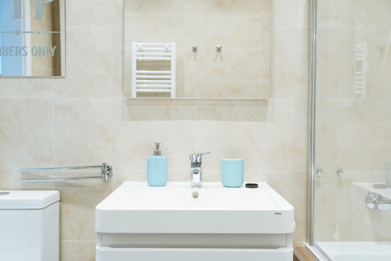 Апартаменты Luxury Flat 9 Near Metro Бухарест Экстерьер фото